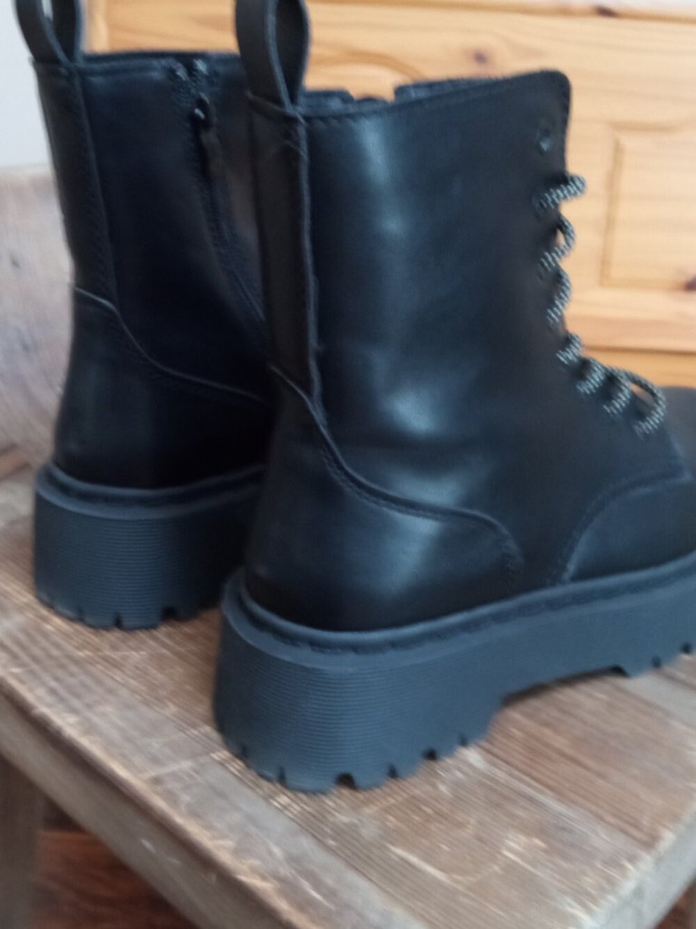 Steve Madden Women's Size 7.5 Betty II Black Platform Combat Boots NEW! - Picture 5 of 6